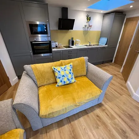 Citrus Chalet